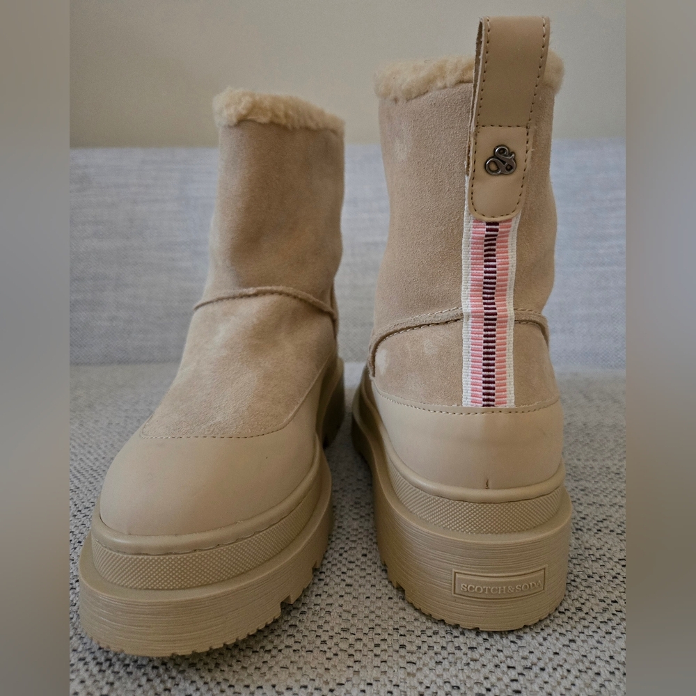 NWOB SCOTCH & SODA Women's Sand Suede/Wool Snow Boots Size:8.5 /40